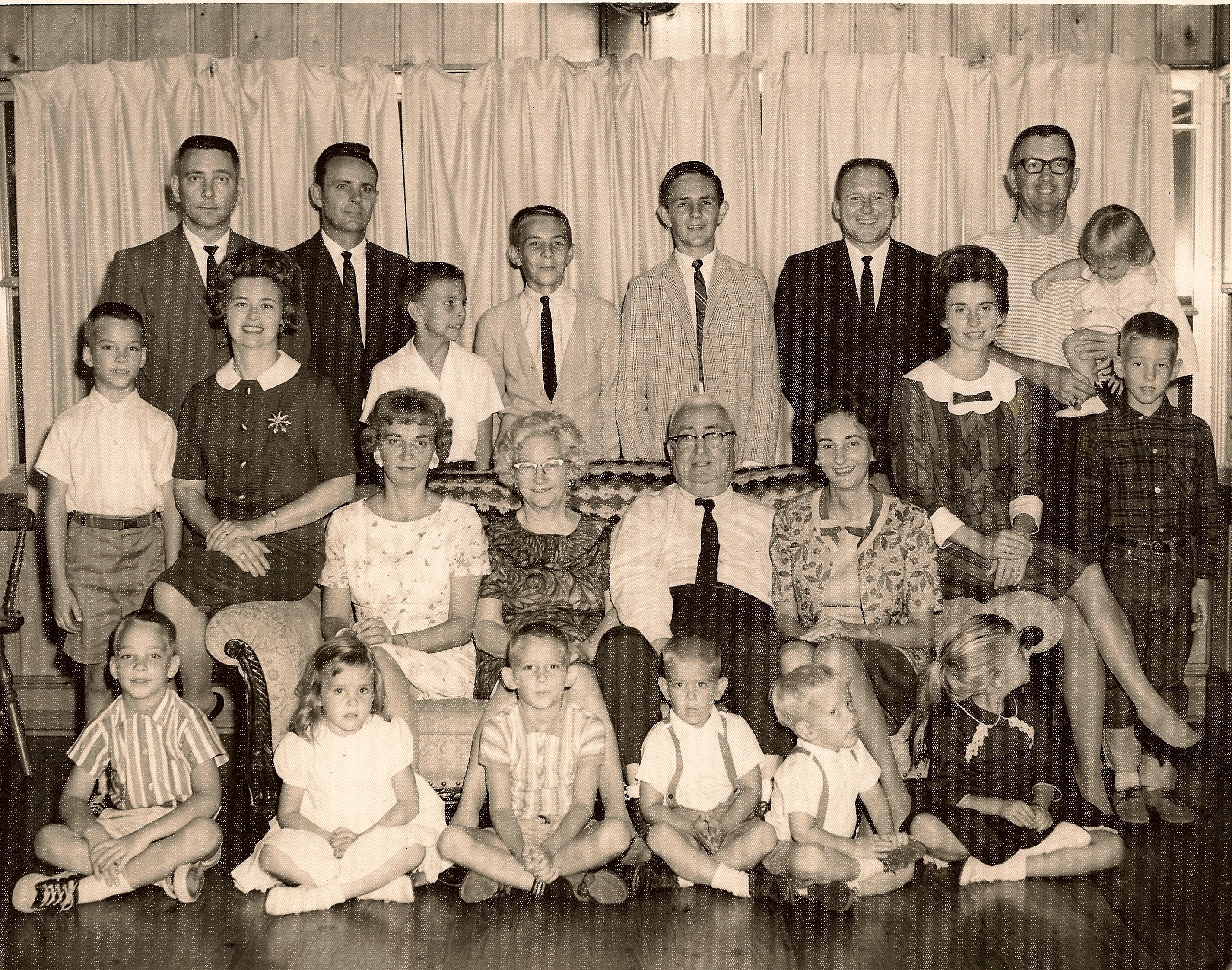 A vintage group photo of the Smith family.